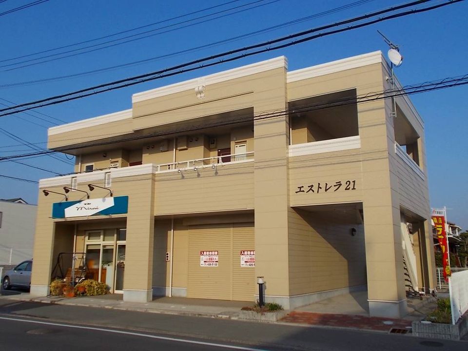 エストレラ21の外観画像