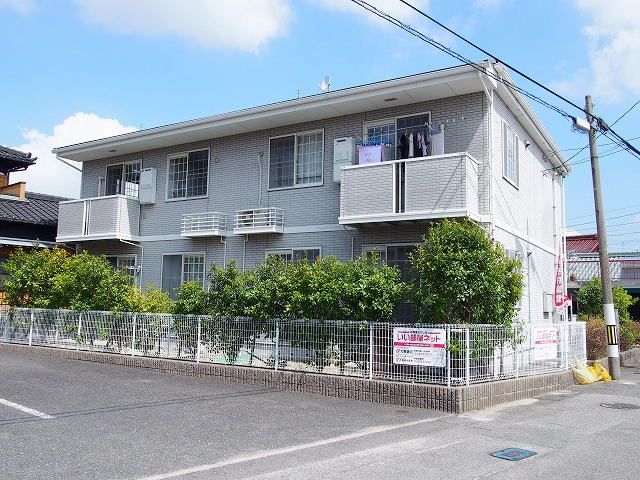 ファミールアサヒⅢの外観画像