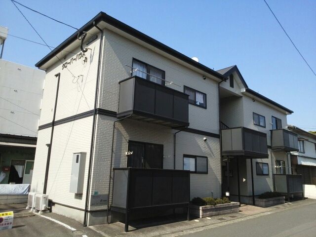 クローバーハウスの外観画像