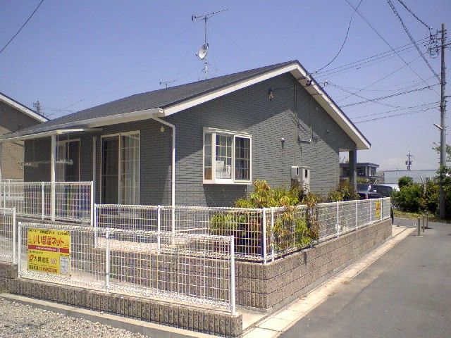 J-HOUSEの外観画像