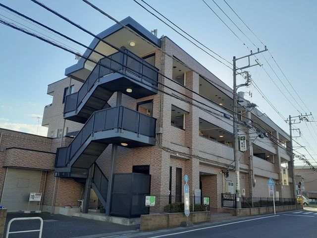 ファミール土呂の外観画像