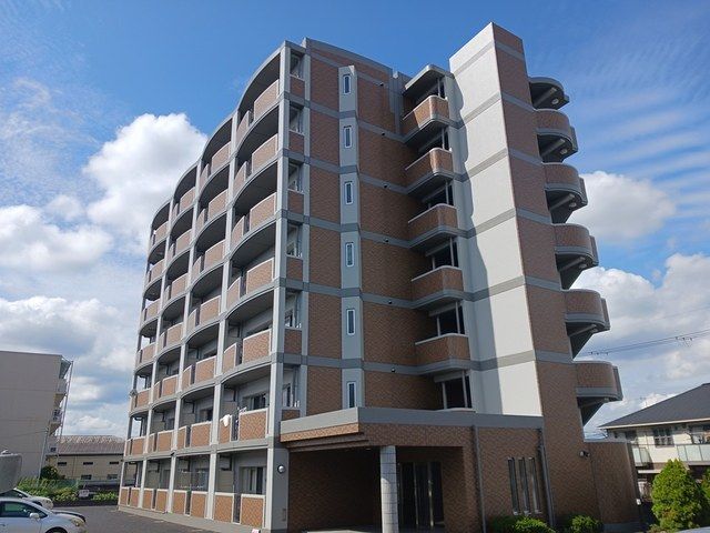 プリムロ－ズ・Jの外観画像