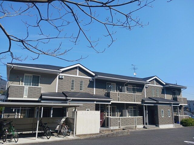 ブラティーク8の外観画像