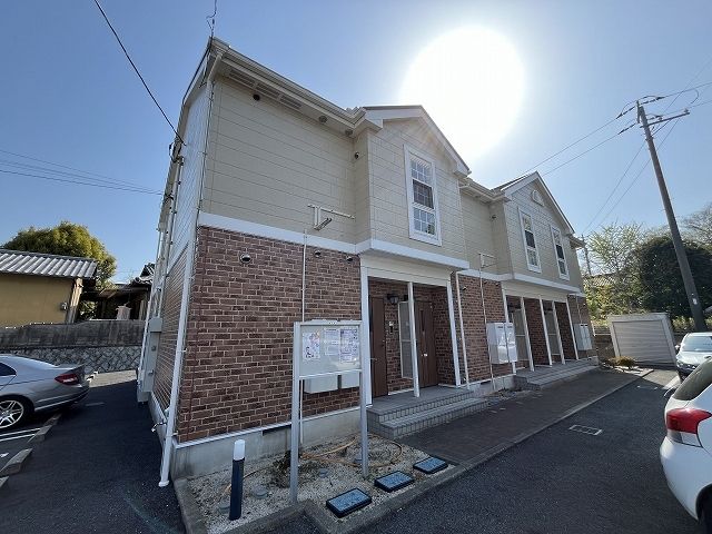 シャイニー・ウィングス Aの外観画像