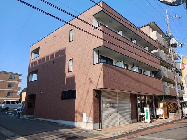 シャルマン太秦の外観画像