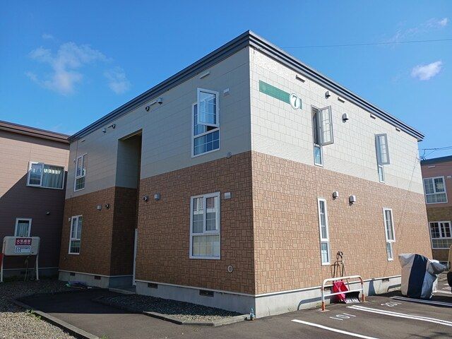 ホークフェザー7の外観画像