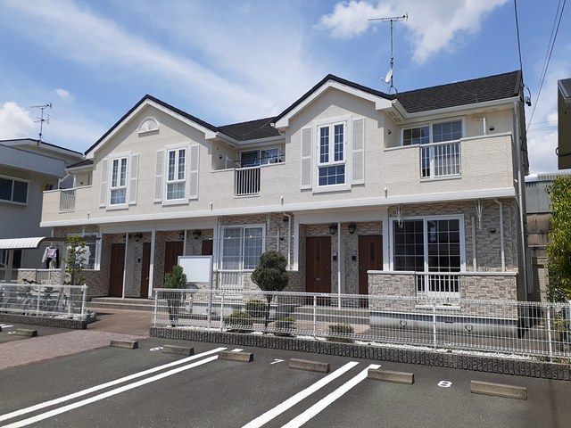 シャン・ド・フルールの外観画像