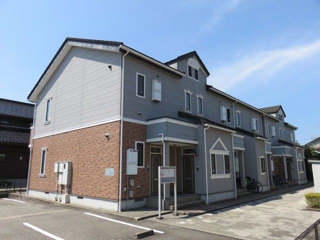 シェル・ブランシェⅢAの外観画像