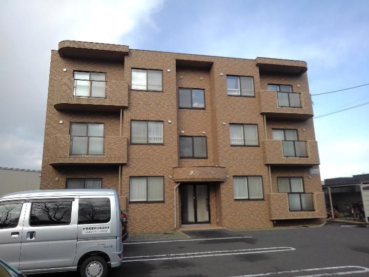 ラフレシールの外観画像