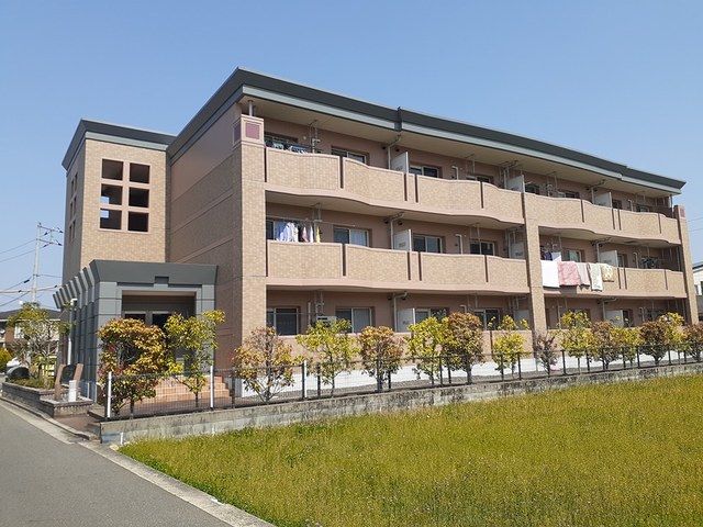 アメニティ三恵の外観画像
