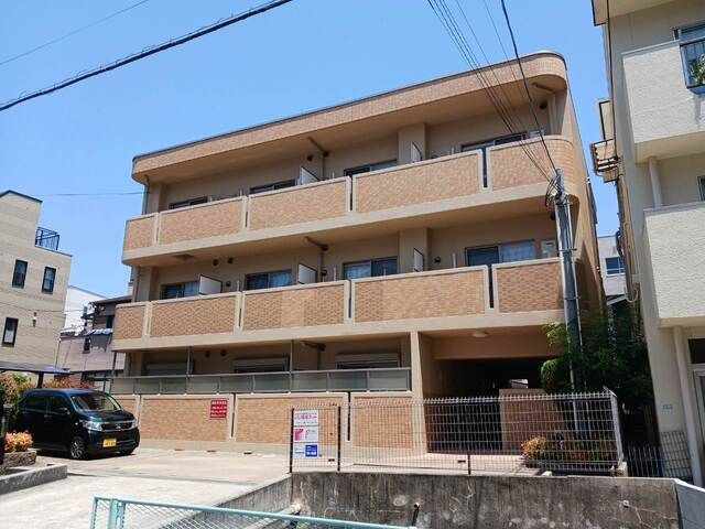 ジュネス里中の外観画像