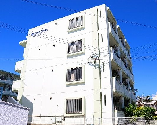 マンション グリーンの外観画像