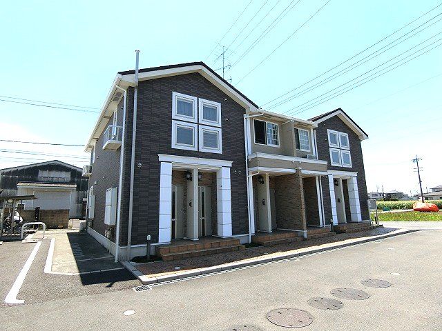 シャンテ ブリーズの外観画像