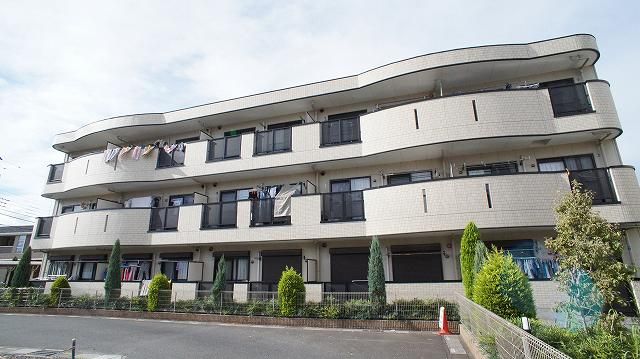 エレガンツァBの外観画像