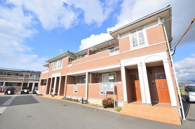 メゾンクレ-ルCの外観画像