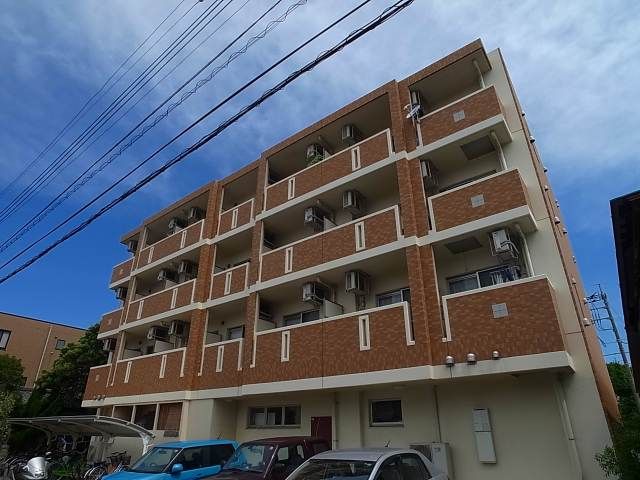 ラ・ベルソレイユの外観画像