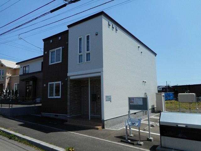 カラード カープ1号棟の外観画像