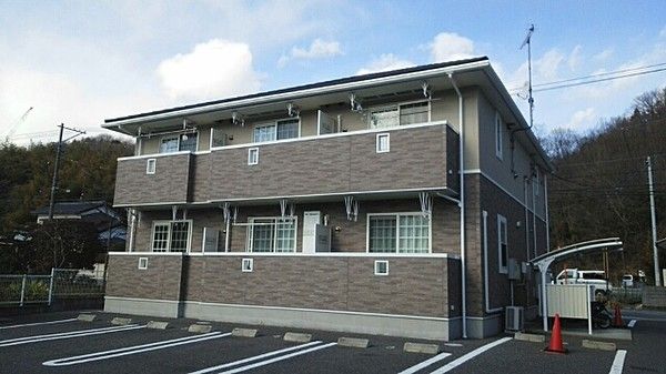 シェーネ シュトラーゼの外観画像