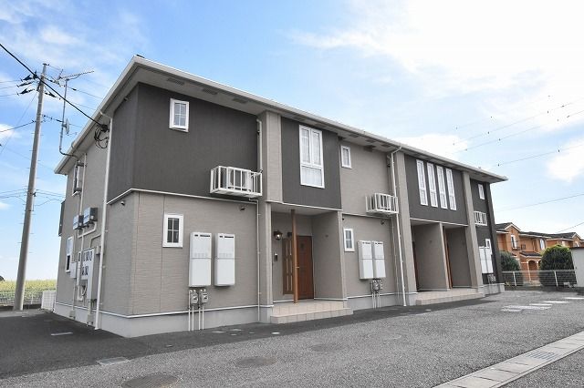 ラフィネ トロワの外観画像