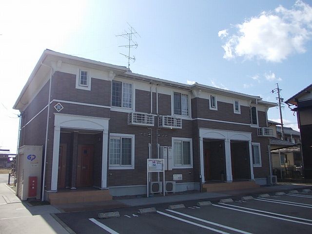プルメリア B棟の外観画像
