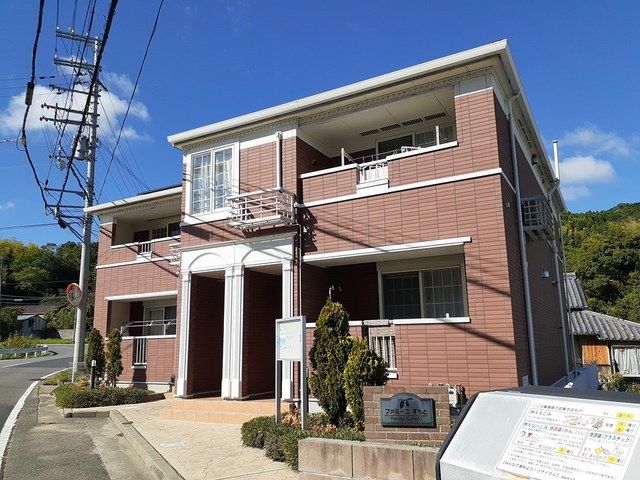 ファミーユすもとの外観画像