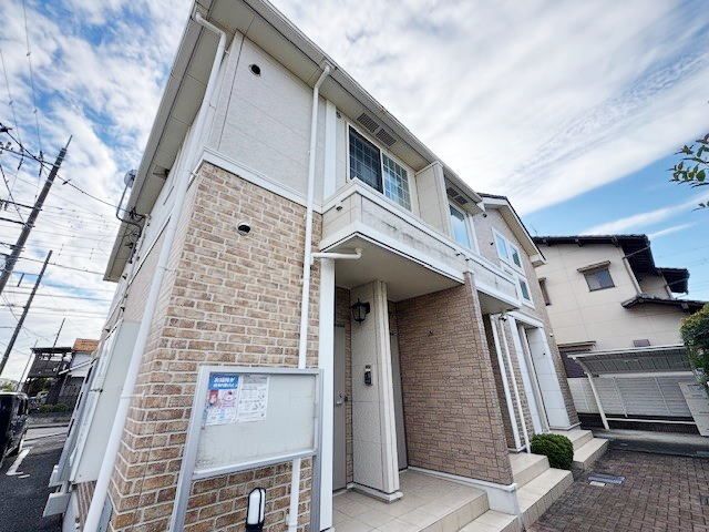 フリーデ・ポライトリーの外観画像