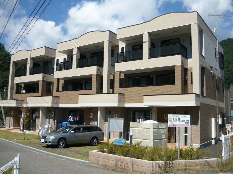 ガーデンハウス朝日山 Dの外観画像