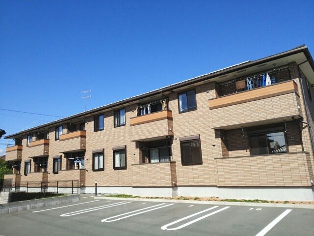 レイナスの外観画像