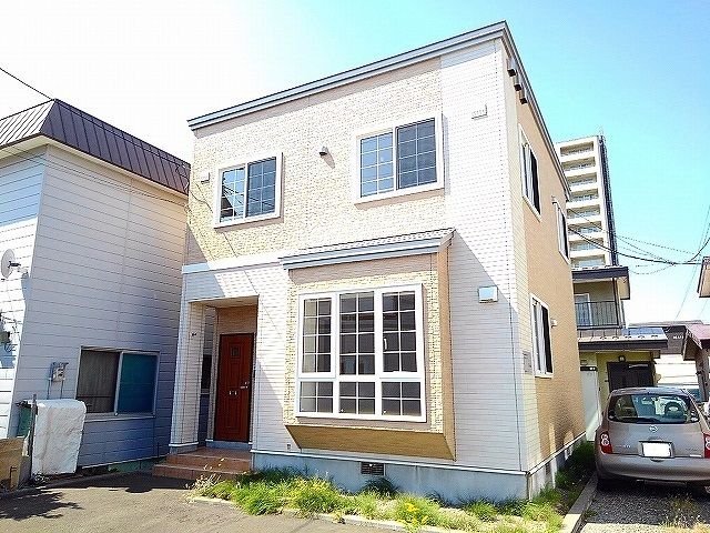 北十七条東16丁目戸建て住宅の外観画像