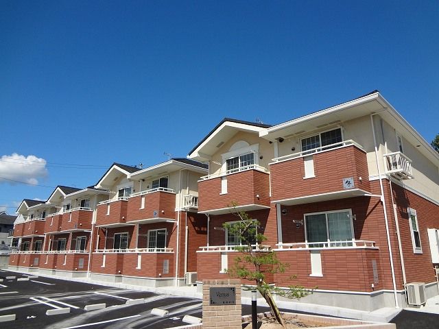 ヴィーナス 夏の外観画像