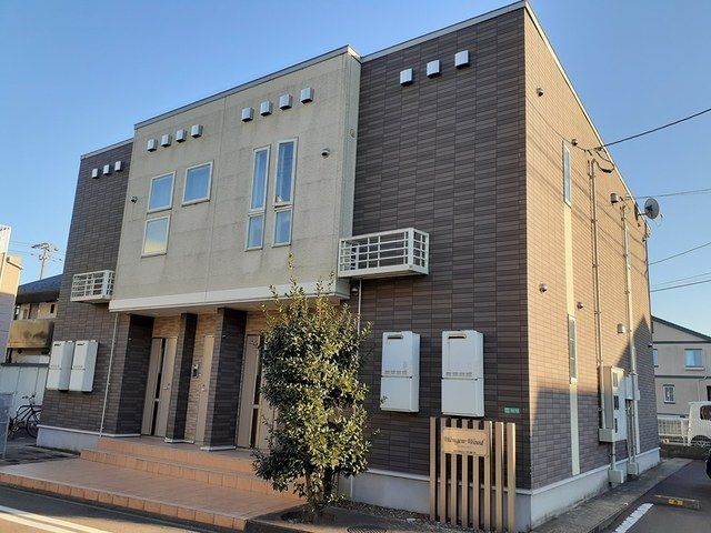 ウェンゲン・ウッドの外観画像