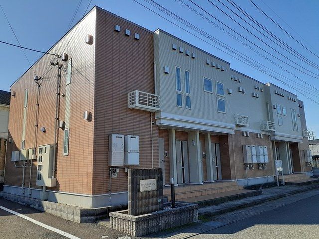 カ-ムリ-ガ-デンの外観画像