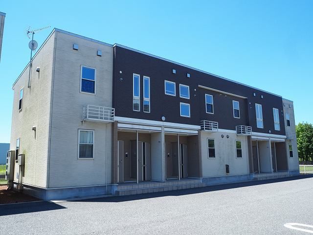 アン ディマンシェ Dの外観画像