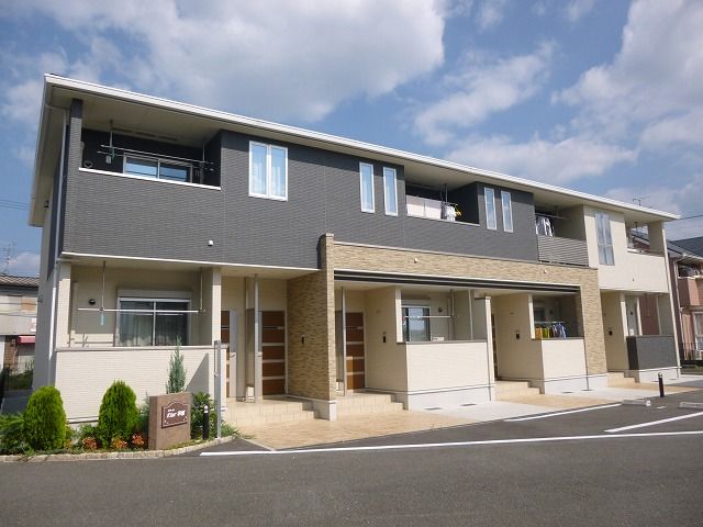 クラール平城の外観画像