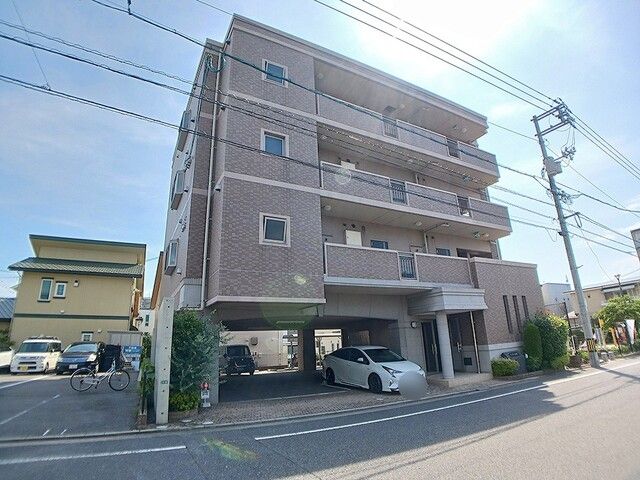ラ・ポール日出の外観画像