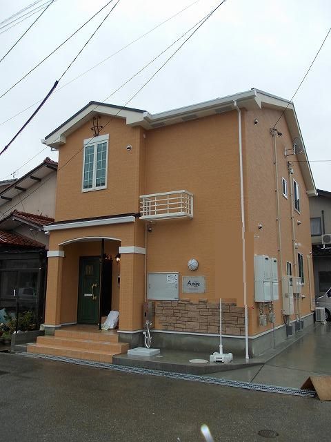 アンジュの外観画像