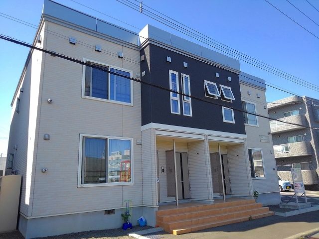 ドゥ・シェール ムツキの外観画像