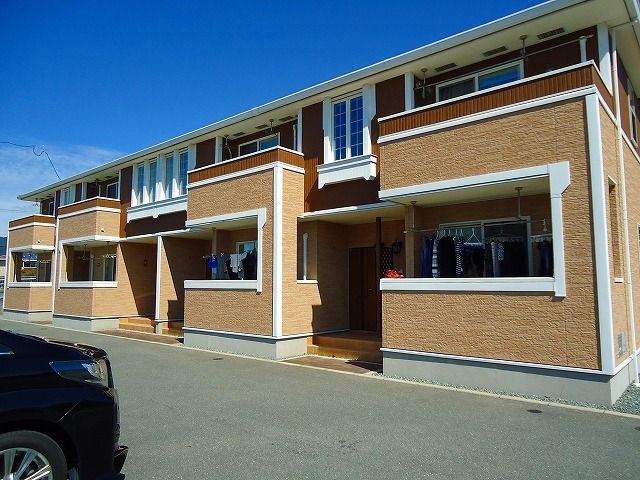 アマーレ・ルナの外観画像