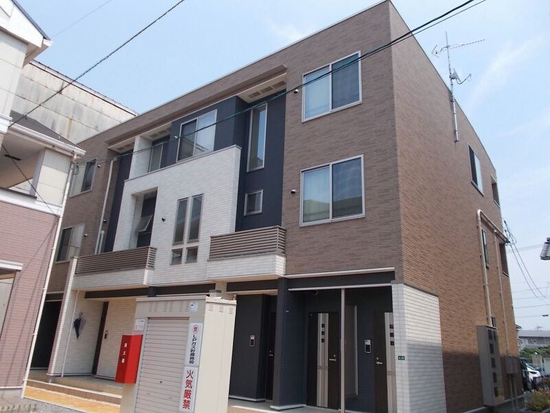 アルコバレーノ Bの外観画像