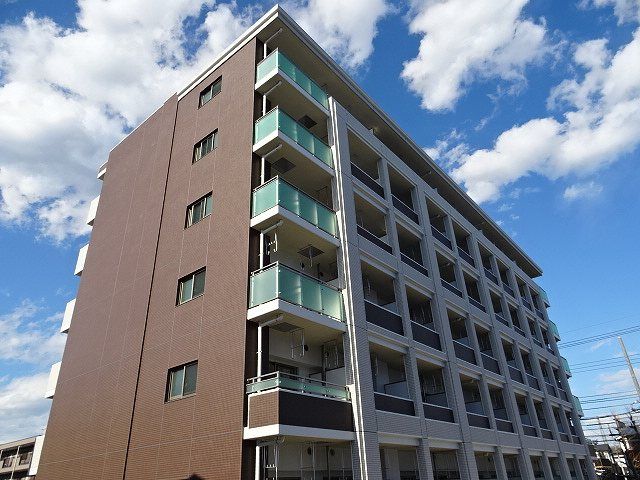 プラシード 栄の外観画像