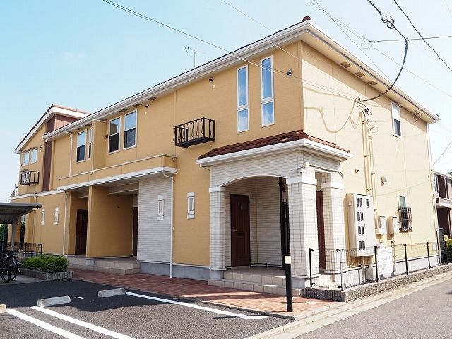 イースト セレーノの外観画像