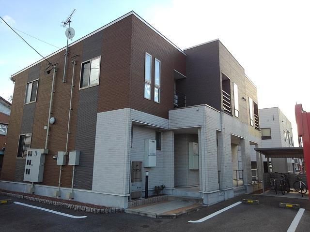 スリーズの外観画像