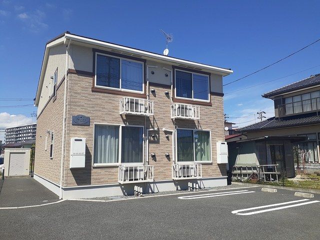 クレージュの外観画像