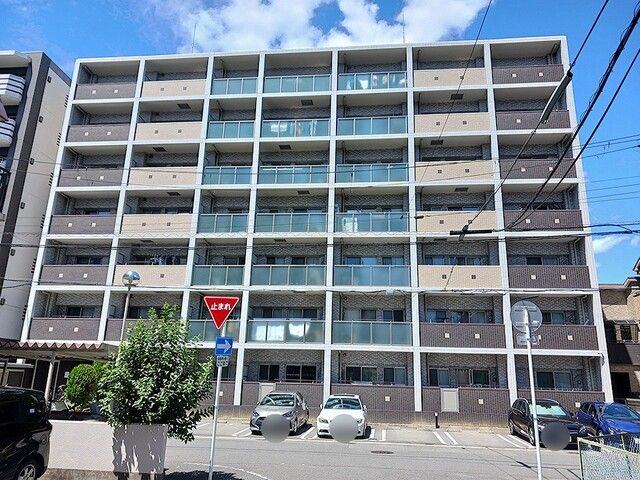 プリムローズ エレガントの外観画像