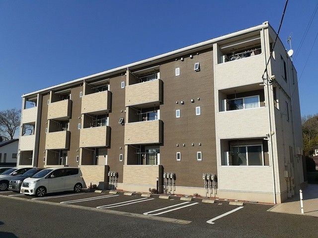 クローバーの外観画像
