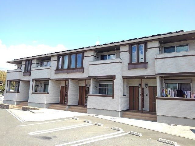 ヴィラ・グリーンの外観画像