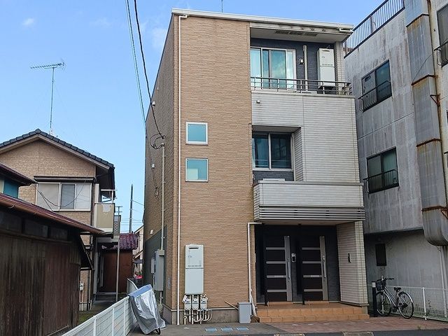 カレントカーサ ガーデンの外観画像