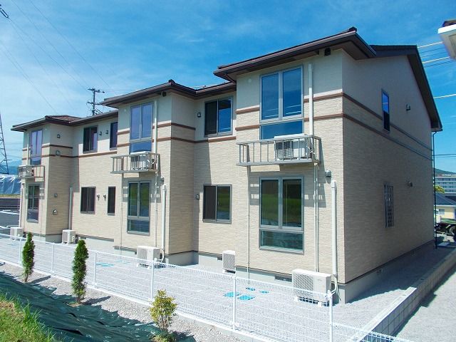 エーヴィヒ・ヴォール Bの外観画像