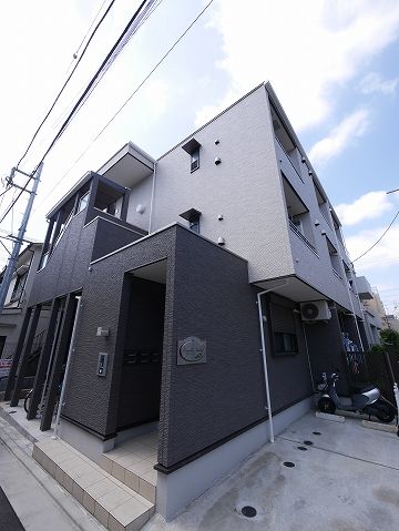 ファミーユ ニシキの外観画像