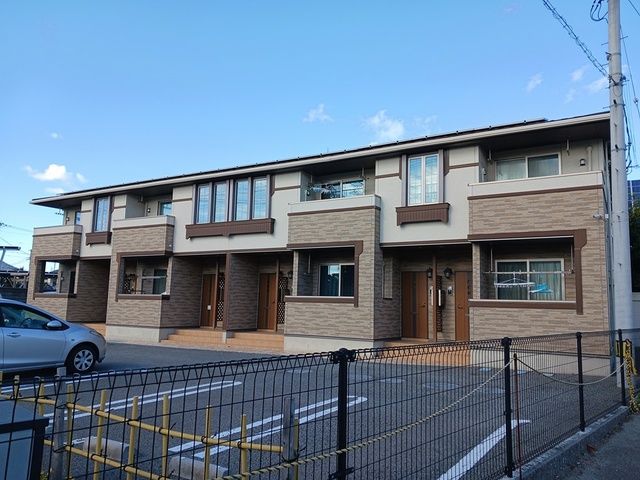 ユーズフラットの外観画像